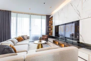 3 Bedroom Condo for rent in Khlong Toei, Bangkok near BTS Asoke