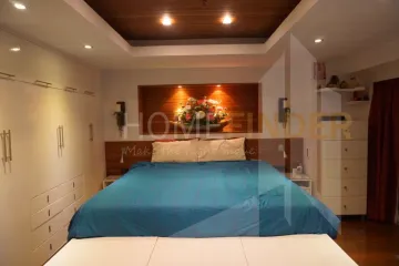1 Bedroom Condo for sale in Silom, Bangkok near BTS Chong Nonsi