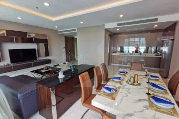 3 Bedroom Condo for sale in Wat Phraya Krai, Bangkok