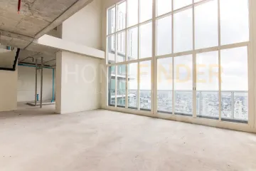 5 Bedroom Condo for sale in Wat Phraya Krai, Bangkok