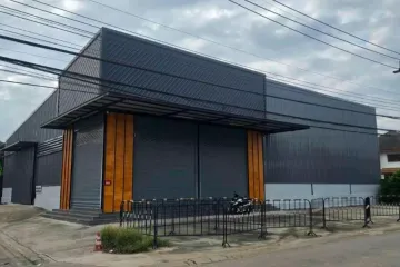 Warehouse / Factory for rent in Khlong Toei, Bangkok near BTS Asoke