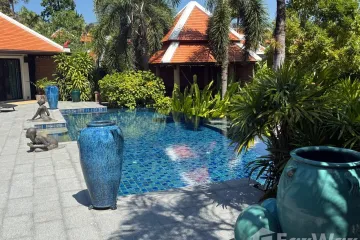 5 Bedroom Villa for sale in Baan Bua, Rawai, Phuket