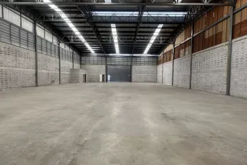 Warehouse / Factory for rent in Khlong Toei, Bangkok near BTS Asoke