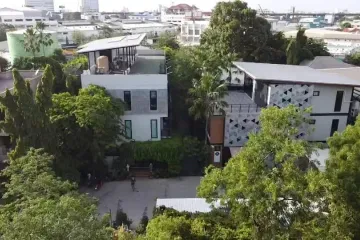 1 Bedroom Office for rent in Khlong Toei, Bangkok near BTS Asoke