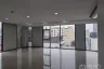 Office for rent in Yan Nawa, Bangkok near BTS Sueksa Witthaya