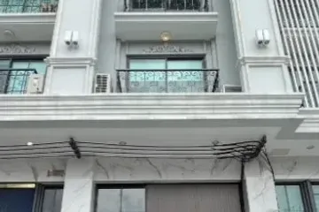 4 Bedroom Commercial for rent in Suan Luang, Bangkok near MRT Si Nut