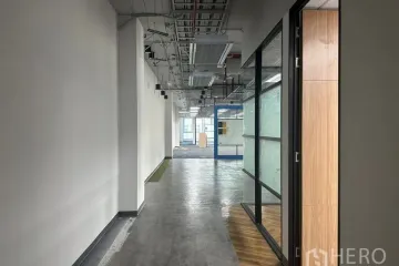 Office for rent in Thung Wat Don, Bangkok near BTS Sueksa Witthaya