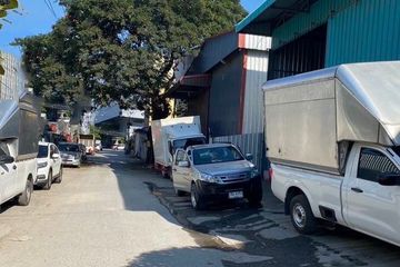 Warehouse / Factory for rent in Hua Mak, Bangkok near MRT Lam Sali