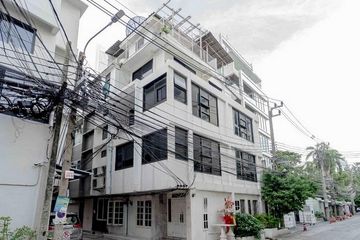 7 Bedroom Office for rent in Silom, Bangkok near BTS Sala Daeng