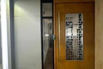 1 Bedroom Office for rent in Silom, Bangkok near BTS Sala Daeng