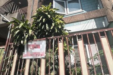 3 Bedroom Townhouse for sale in Phra Khanong, Bangkok near BTS Ekkamai