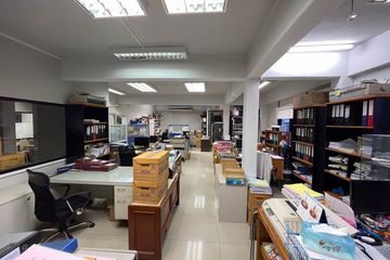 1 Bedroom Office for rent in Phra Khanong, Bangkok near BTS Thong Lo