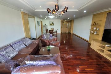 3 Bedroom Condo for rent in Khlong Tan Nuea, Bangkok