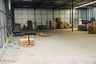 Warehouse / Factory for rent in Phlapphla, Bangkok near MRT Lat Phrao 83