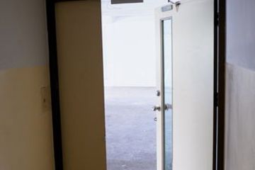 1 Bedroom Office for rent in Phra Khanong, Bangkok near BTS Ekkamai