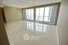3 Bedroom Condo for sale in Wat Phraya Krai, Bangkok