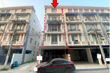 7 Bedroom Townhouse for sale in Khlong Song Ton Nun, Bangkok