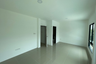 2 Bedroom Townhouse for sale in Ivy Town, Kut Ngong, Chonburi