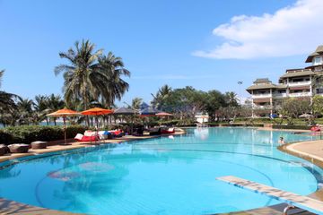 2 Bedroom Condo for sale in Baan Somprasong, Na Jomtien, Chonburi