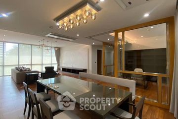 3 Bedroom Condo for rent in Mukda Mansion, Khlong Toei, Bangkok near BTS Asoke