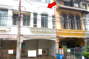3 Bedroom Townhouse for sale in Bang Kaeo, Samut Prakan near MRT Si La Salle