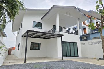 4 Bedroom House for sale in Sao Thong Hin, Nonthaburi