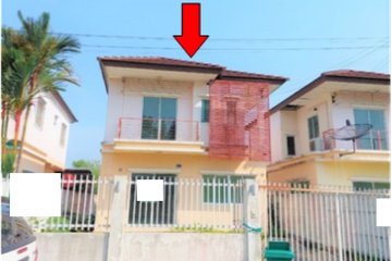 3 Bedroom House for sale in Lam Pla Thio, Bangkok