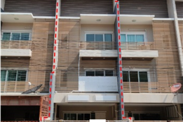 4 Bedroom Townhouse for sale in Noen Phra, Rayong