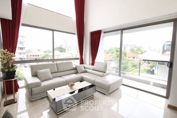 3 Bedroom Condo for rent in Khlong Tan Nuea, Bangkok