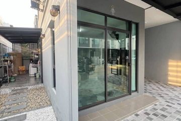 3 Bedroom Townhouse for sale in O Ngoen, Bangkok