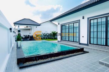 4 Bedroom House for sale in Rattanakorn Village 18, Na Kluea, Chonburi