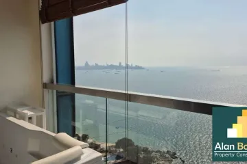 2 Bedroom Condo for sale in Na Kluea, Chonburi