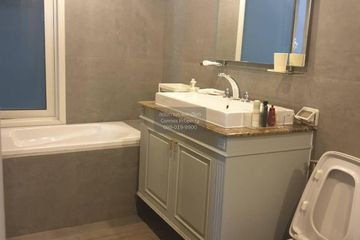 2 Bedroom Condo for rent in MANHATTAN CHIDLOM, Lumpini, Bangkok near MRT Ratchaprarop