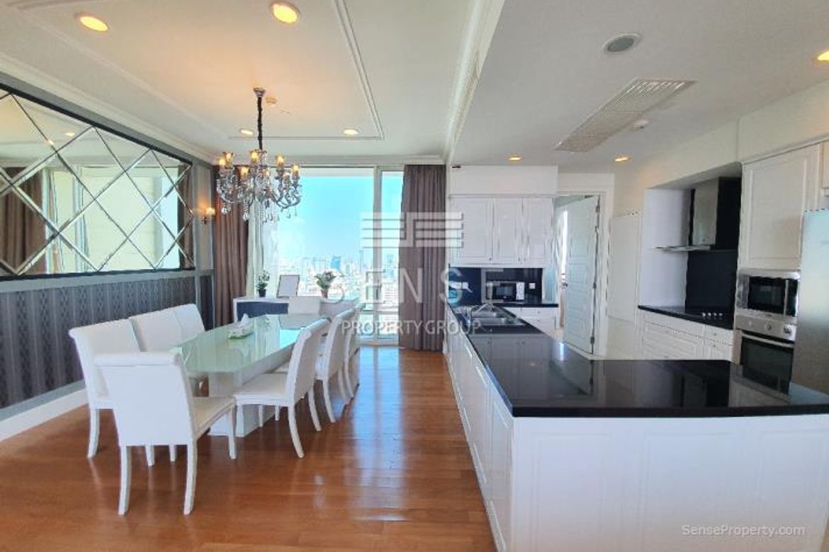 Classy 4 Bedroom for Rent at Royce