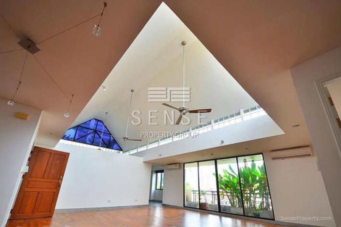3 Bed Penthouse for Rent at Prime Mansion Promsri