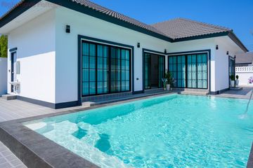 4 Bedroom House for sale in Rattanakorn Village 18, Na Kluea, Chonburi