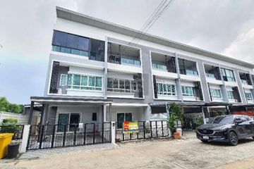 3 Bedroom Townhouse for sale in The Ricco Town Watcharapol, Khlong Thanon, Bangkok