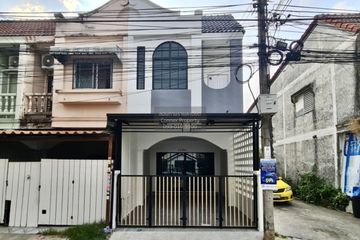 3 Bedroom Townhouse for sale in Warangkun Village, Bang Chan, Bangkok