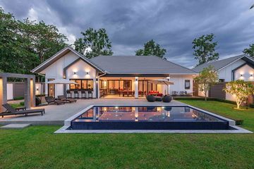 4 Bedroom House for sale in San Phak Wan, Chiang Mai