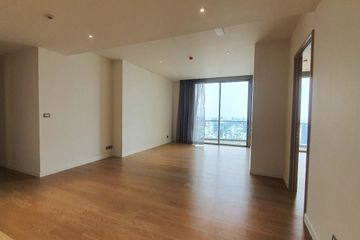 3 Bedroom Condo for sale in Khlong Ton Sai, Bangkok near BTS Charoen Nakhon