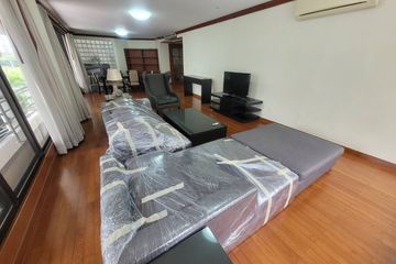 3 Bedroom Condo for rent in Khlong Toei, Bangkok near BTS Asoke