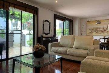 3 Bedroom Condo for rent in Kiarti Thanee City Mansion, Khlong Toei Nuea, Bangkok near BTS Asoke