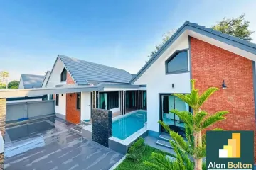 3 Bedroom House for sale in Pong, Chonburi