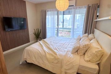 1 Bedroom Condo for rent in Khlong Toei Nuea, Bangkok near MRT Phetchaburi