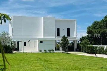 4 Bedroom House for rent in Nong Prue, Chonburi