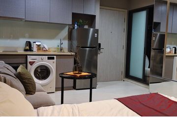 Condo for sale in Rhythm Sukhumvit 36 - 38, Phra Khanong, Bangkok near BTS Thong Lo