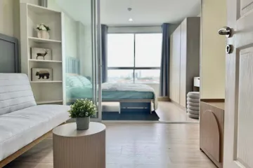 1 Bedroom Condo for sale in Khan Na Yao, Bangkok near MRT Rat Phatthana