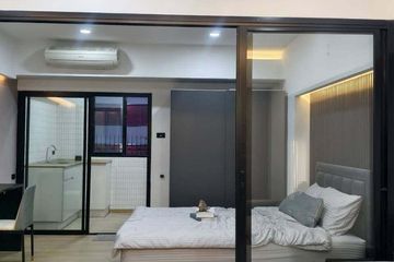 1 Bedroom Condo for sale in Yan Nawa, Bangkok near BTS Sueksa Witthaya