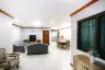 2 Bedroom Condo for sale in Crystal Garden, Khlong Toei, Bangkok near BTS Nana