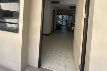 1 Bedroom Condo for sale in Hua Mak, Bangkok near MRT Ramkhamhaeng 12